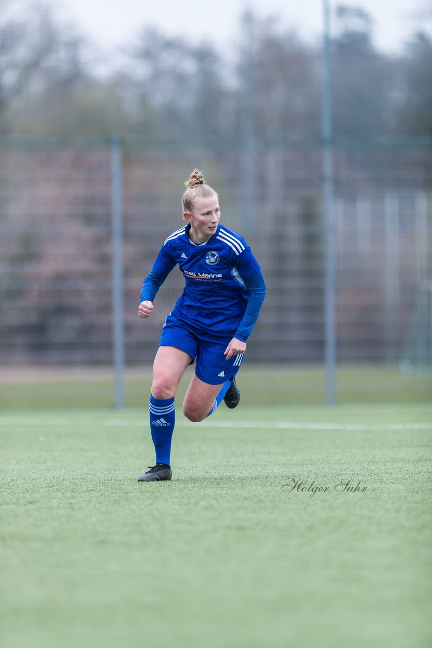 Bild 226 - F SSC Hagen Ahrensburg - SV Frisia Risum-Lindholm : Ergebnis: 1:2